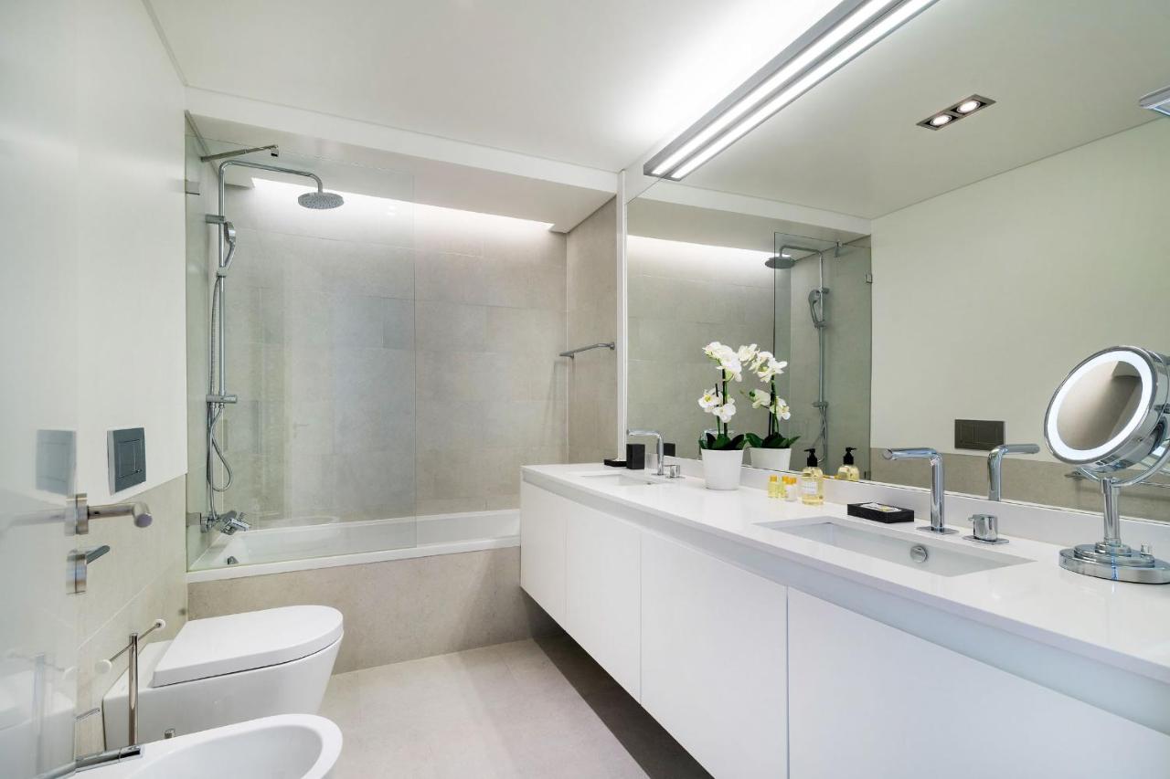 Amazing 1Bdr Apartment In Chiado By Lovelystay Lisbona Esterno foto