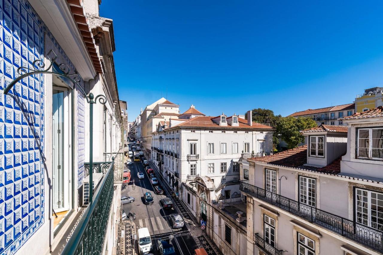 Amazing 1Bdr Apartment In Chiado By Lovelystay Lisbona Esterno foto